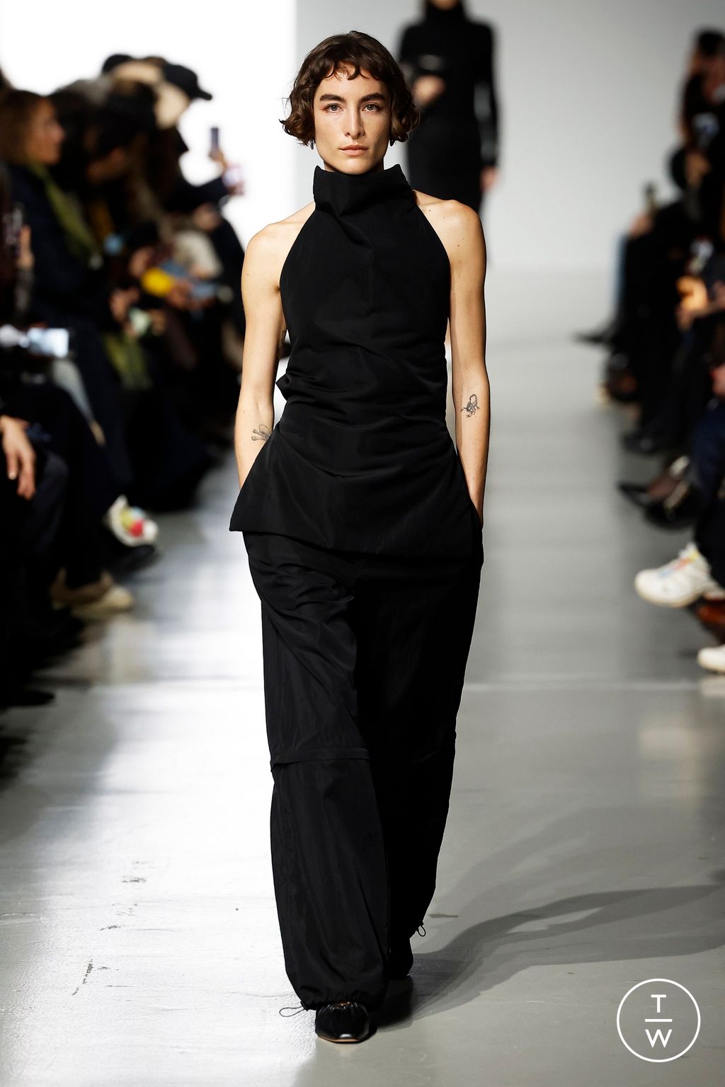 Fashion Week Paris Fall/Winter 2024 look 11 from the GAUCHERE collection womenswear
