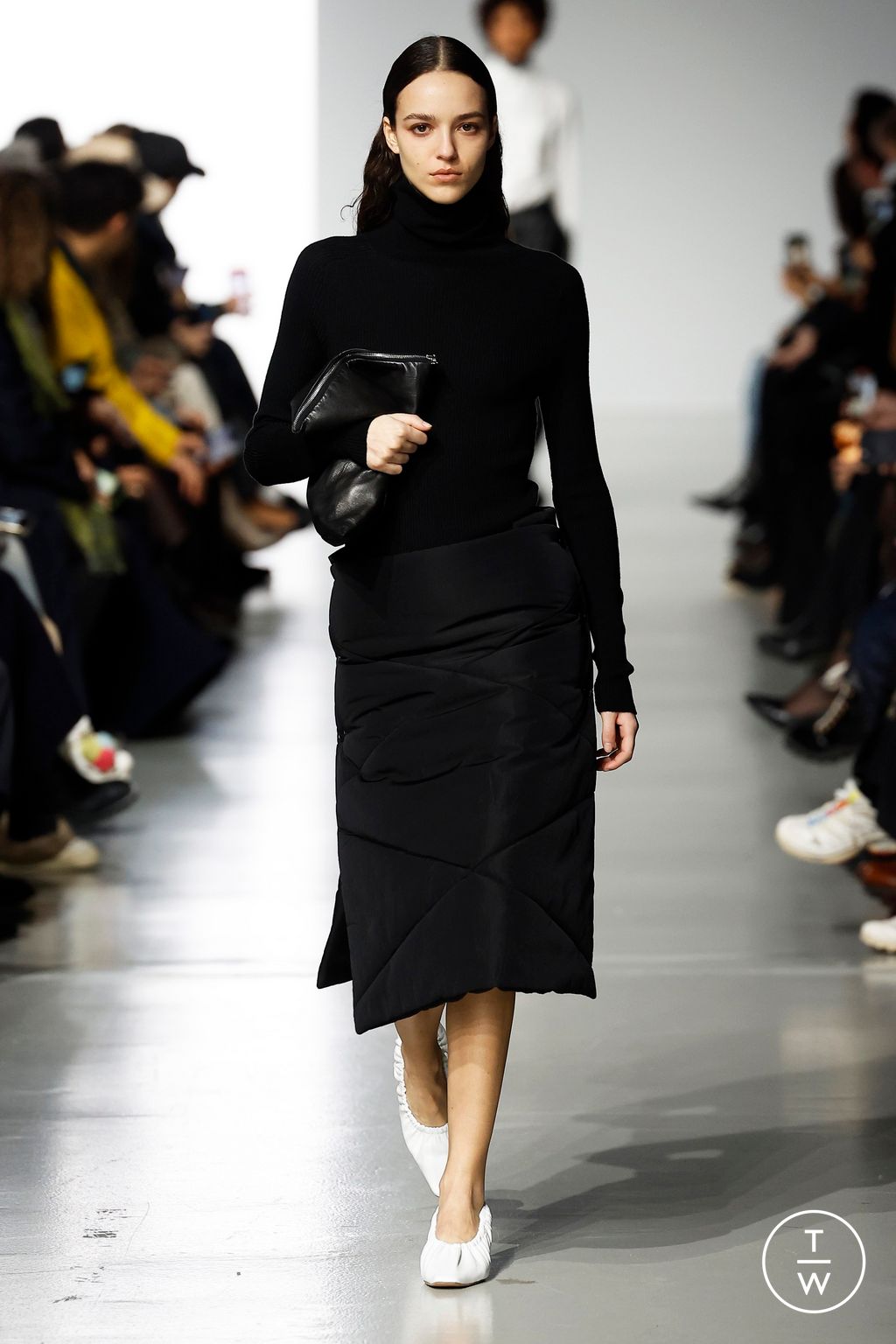 Fashion Week Paris Fall/Winter 2024 look 12 de la collection GAUCHERE womenswear