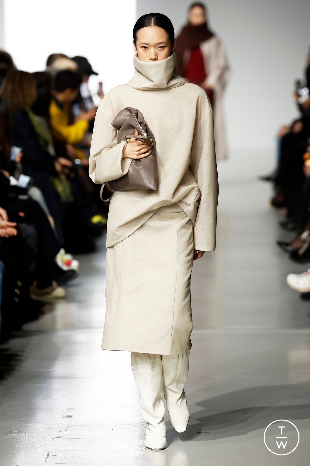 Fashion Week Paris Fall/Winter 2024 look 21 from the GAUCHERE collection 女装