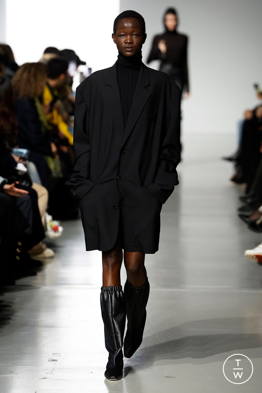 Fashion Week Paris Fall/Winter 2024 look 27 from the GAUCHERE collection womenswear