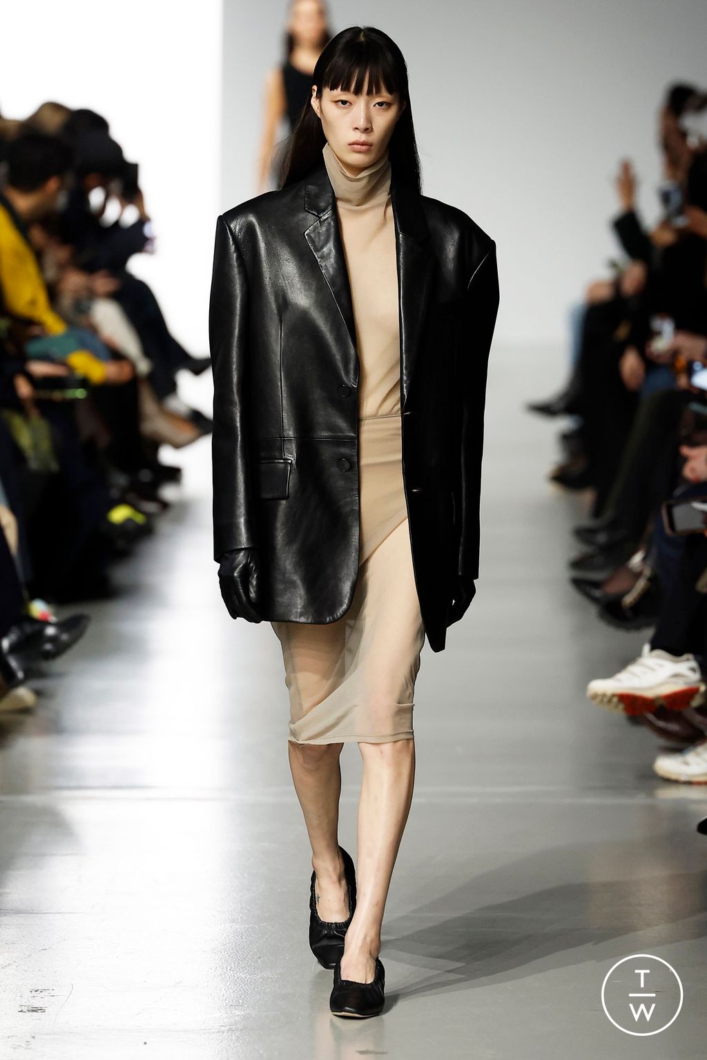 Fashion Week Paris Fall/Winter 2024 look 30 from the GAUCHERE collection womenswear
