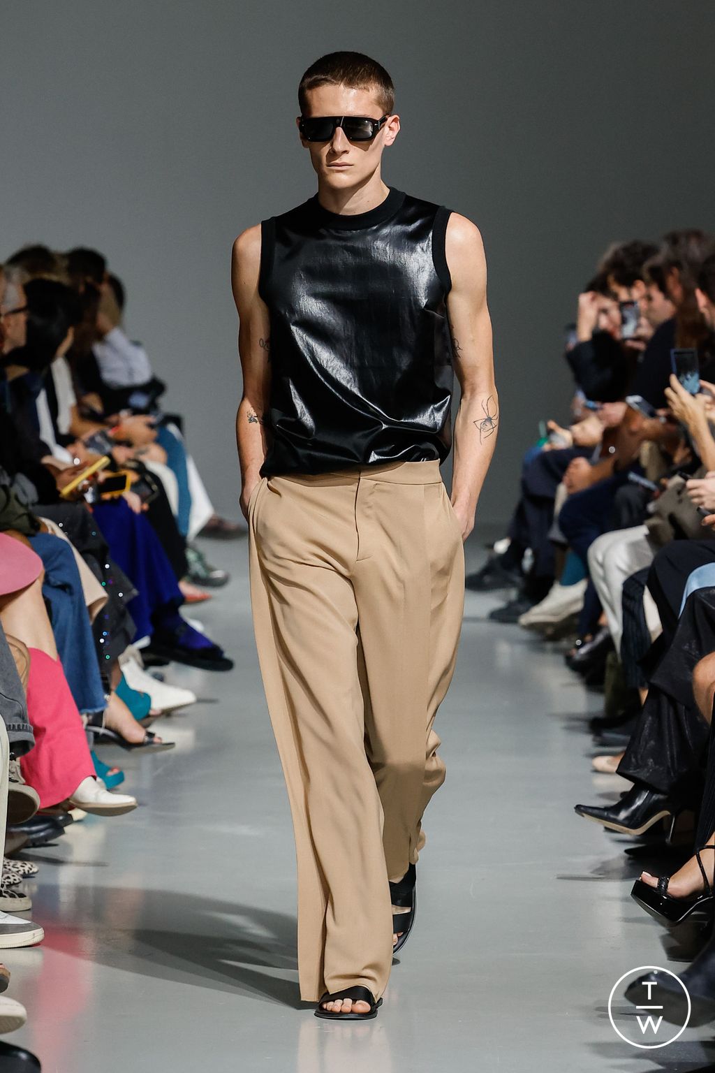 Fashion Week Paris Spring/Summer 2024 look 2 from the GAUCHERE collection 女装