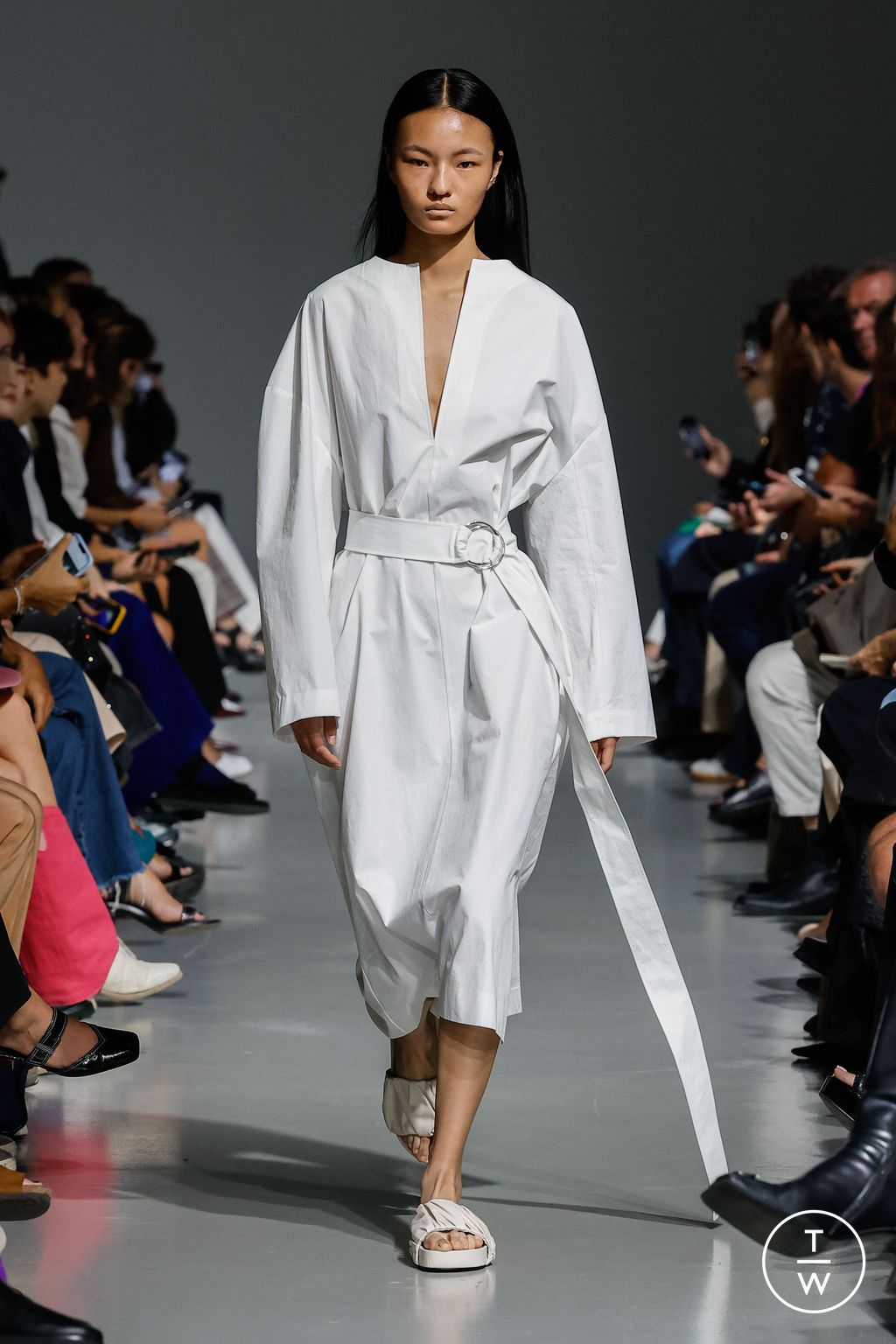 Fashion Week Paris Spring/Summer 2024 look 27 from the GAUCHERE collection womenswear