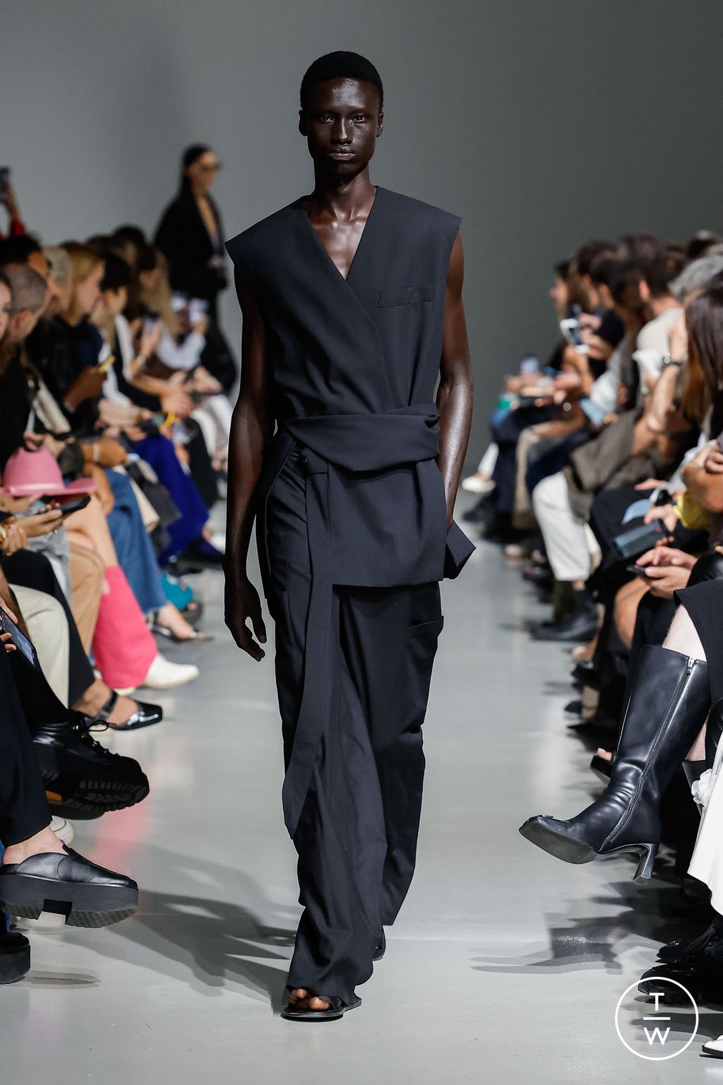 Fashion Week Paris Spring/Summer 2024 look 33 from the GAUCHERE collection 女装