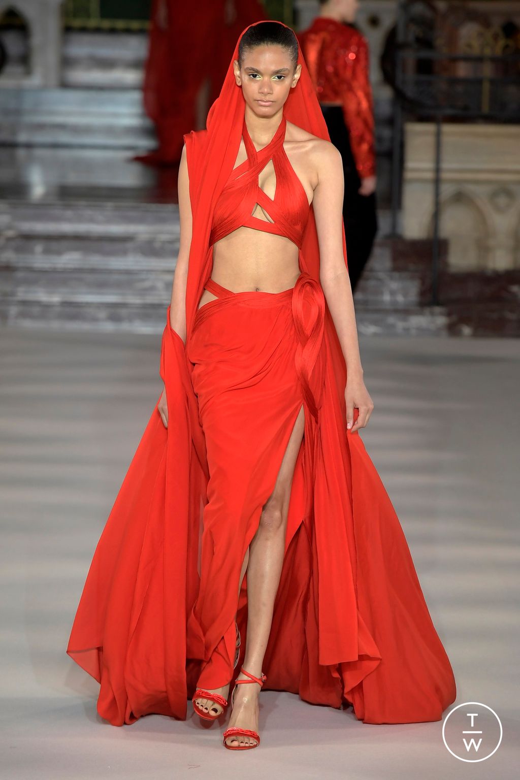 Fashion Week Paris Spring/Summer 2024 look 20 from the Gaurav Gupta collection couture