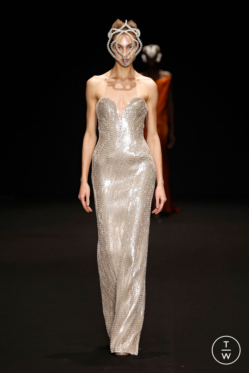 Fashion Week Paris Spring-Summer 2025 look 11 from the Gaurav Gupta collection couture