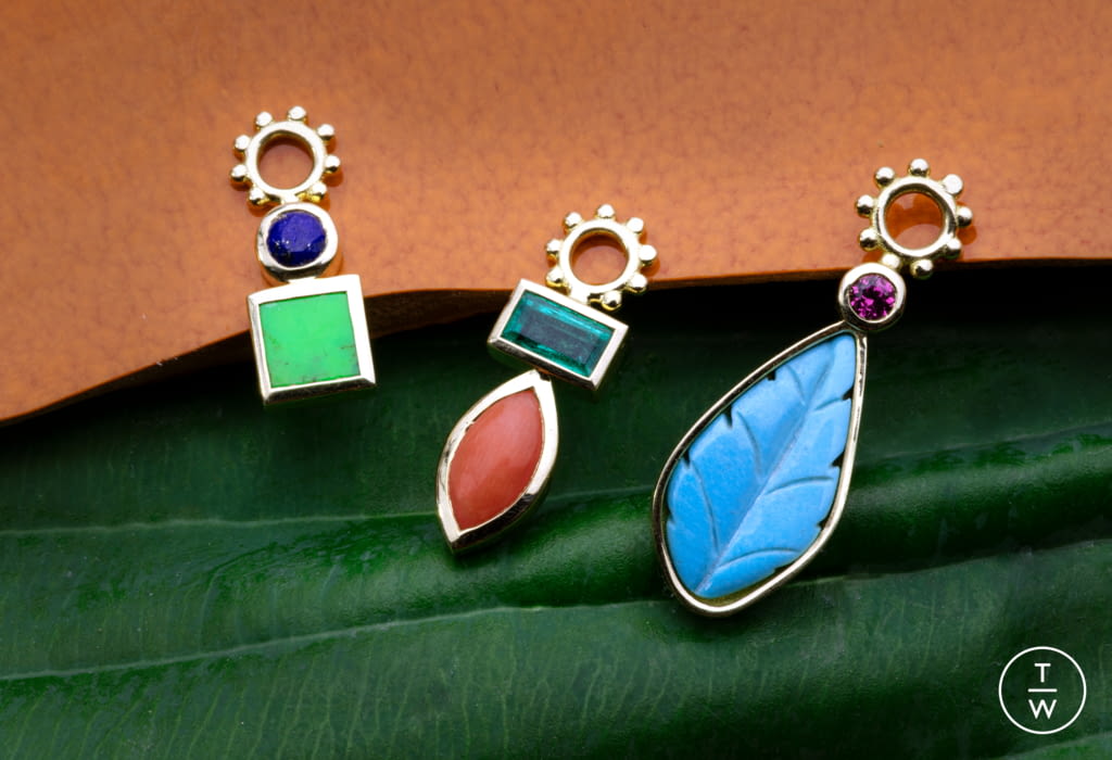 Fashion Week Paris Fall/Winter 2021 look 36 de la collection Gaya womenswear accessories