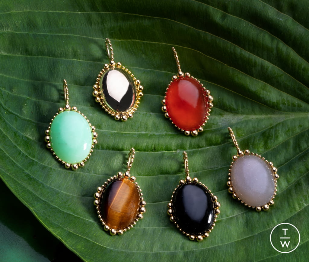 Fashion Week Paris Fall/Winter 2021 look 48 de la collection Gaya womenswear accessories