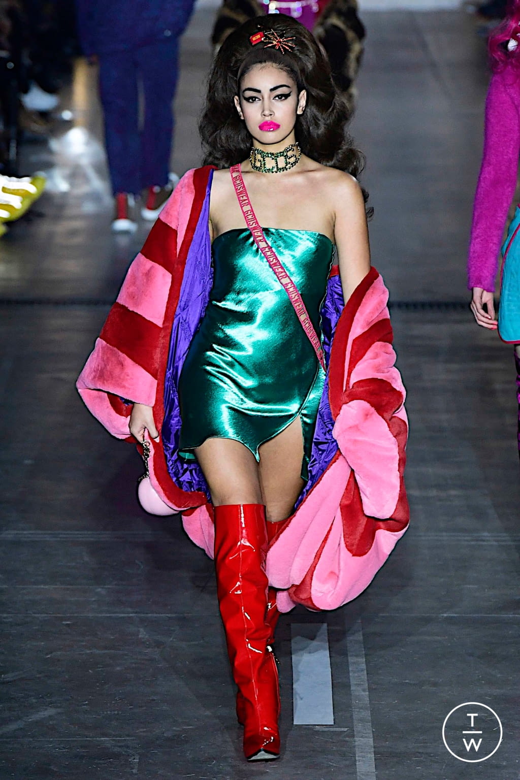 Fashion Week Milan Fall/Winter 2019 look 23 from the GCDS collection 女装