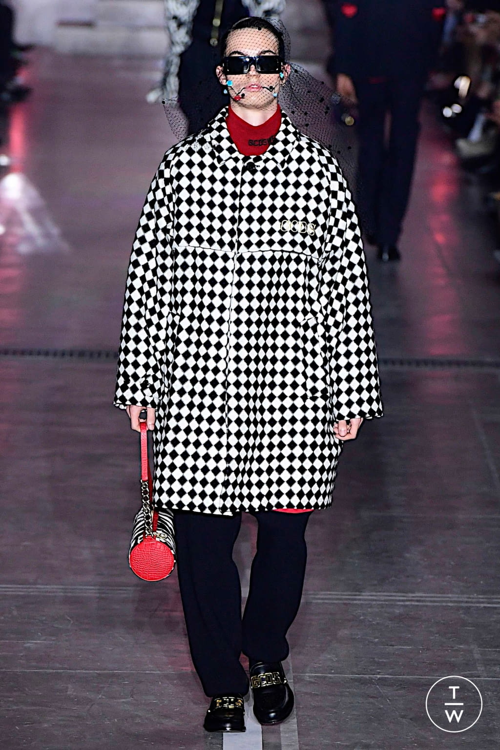 Fashion Week Milan Fall/Winter 2019 look 29 from the GCDS collection womenswear