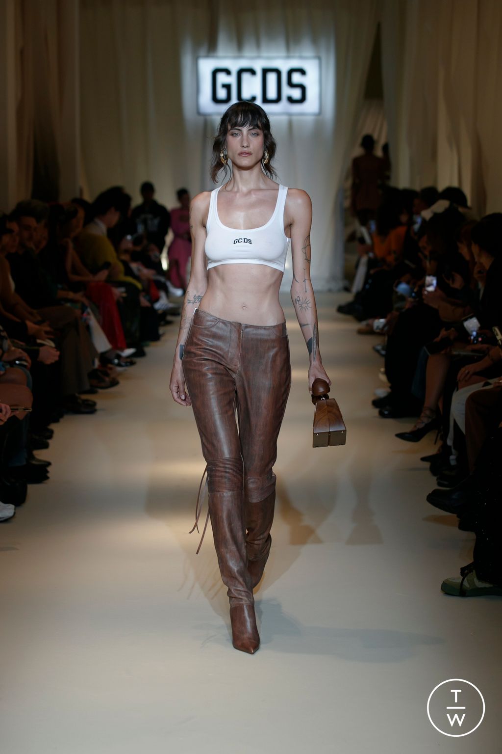 Fashion Week Milan Spring/Summer 2024 look 7 de la collection GCDS womenswear