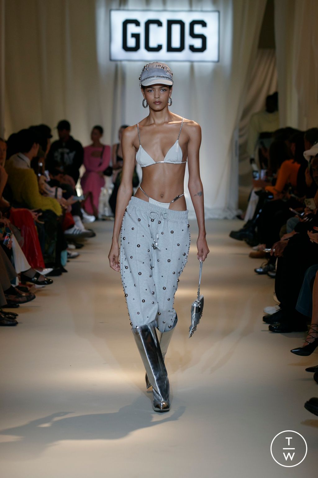 Fashion Week Milan Spring/Summer 2024 look 18 from the GCDS collection womenswear