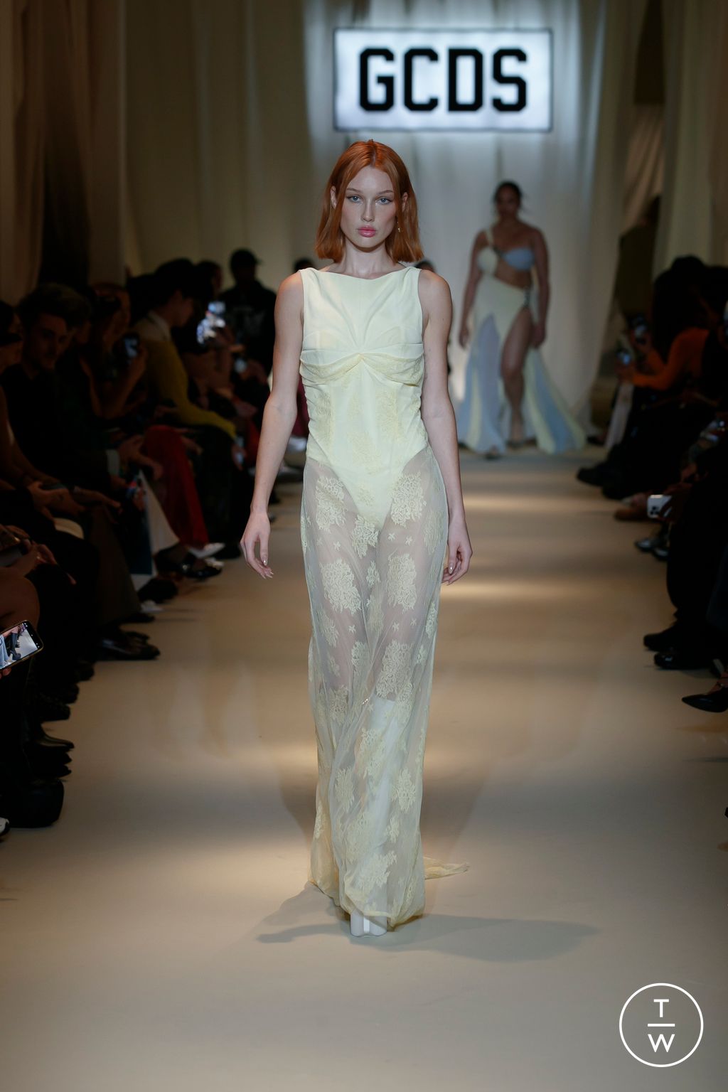 Fashion Week Milan Spring/Summer 2024 look 27 de la collection GCDS womenswear
