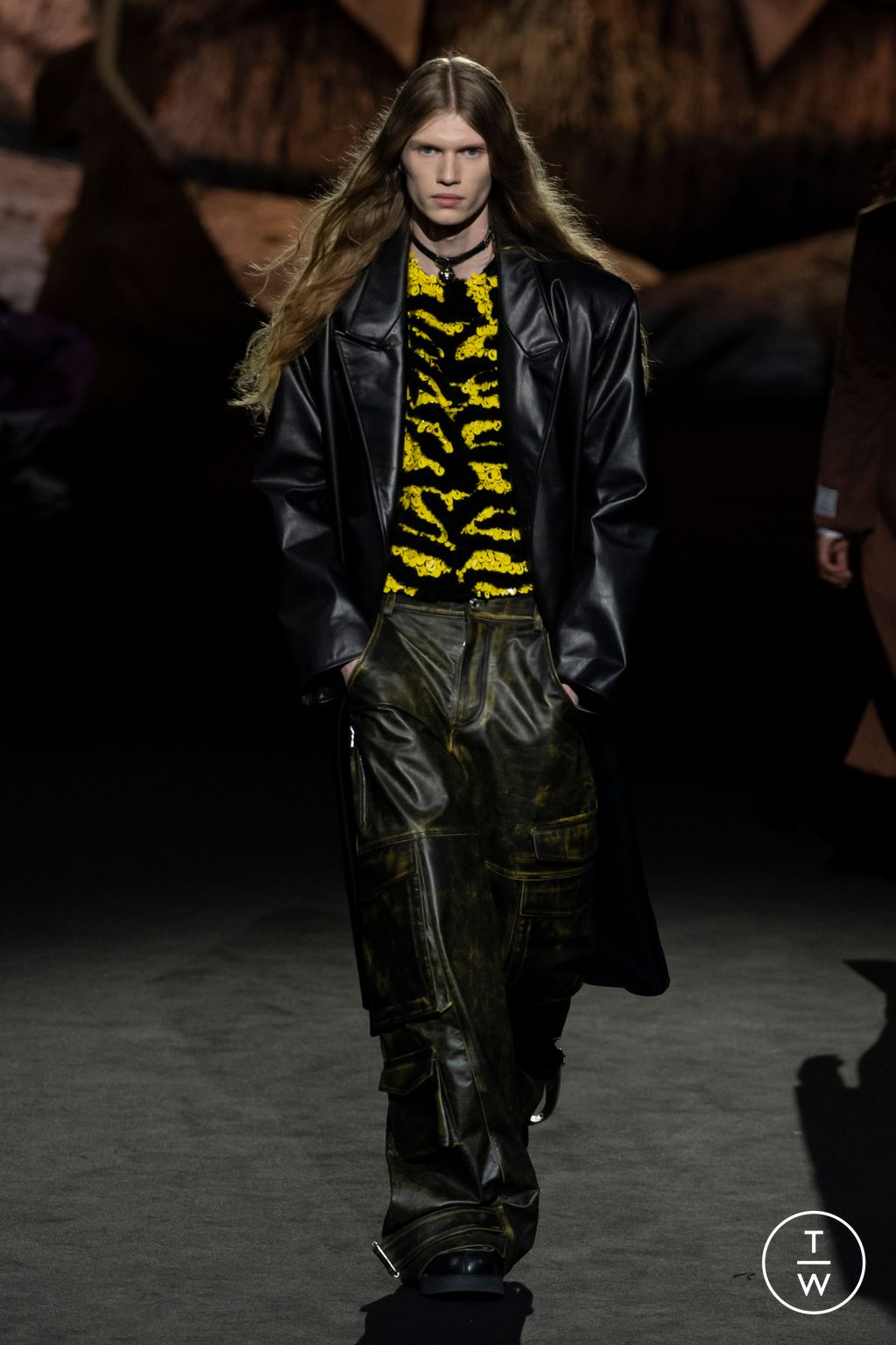 Fashion Week Milan Fall/Winter 2023 look 10 from the GCDS collection 女装