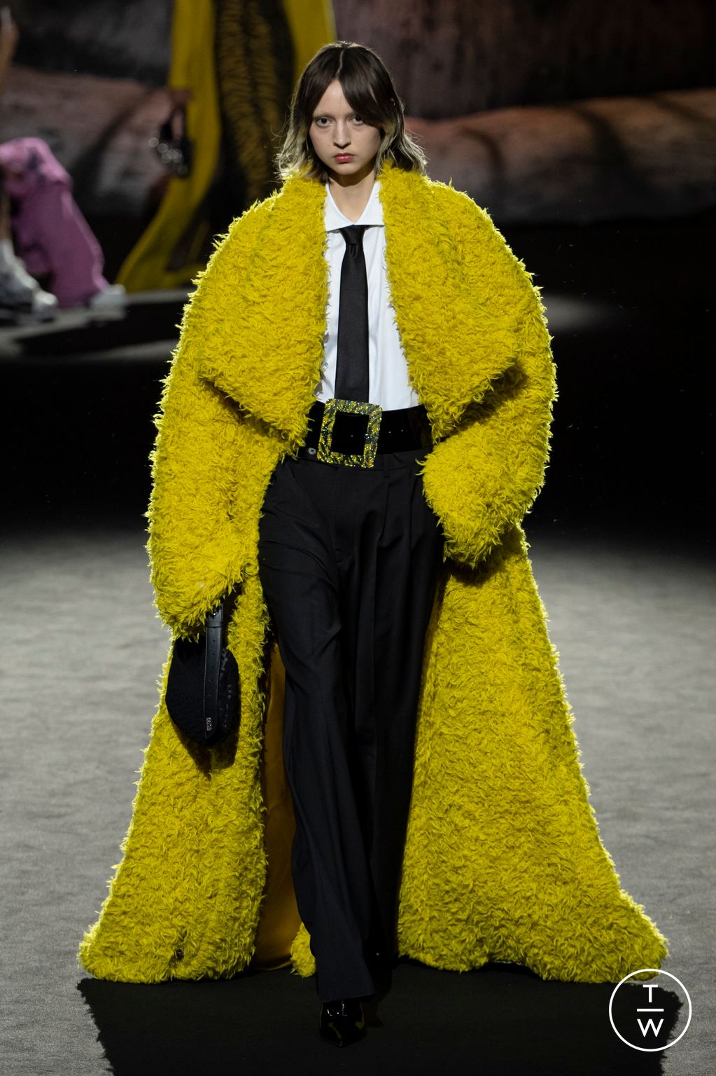 Fashion Week Milan Fall/Winter 2023 look 39 from the GCDS collection womenswear