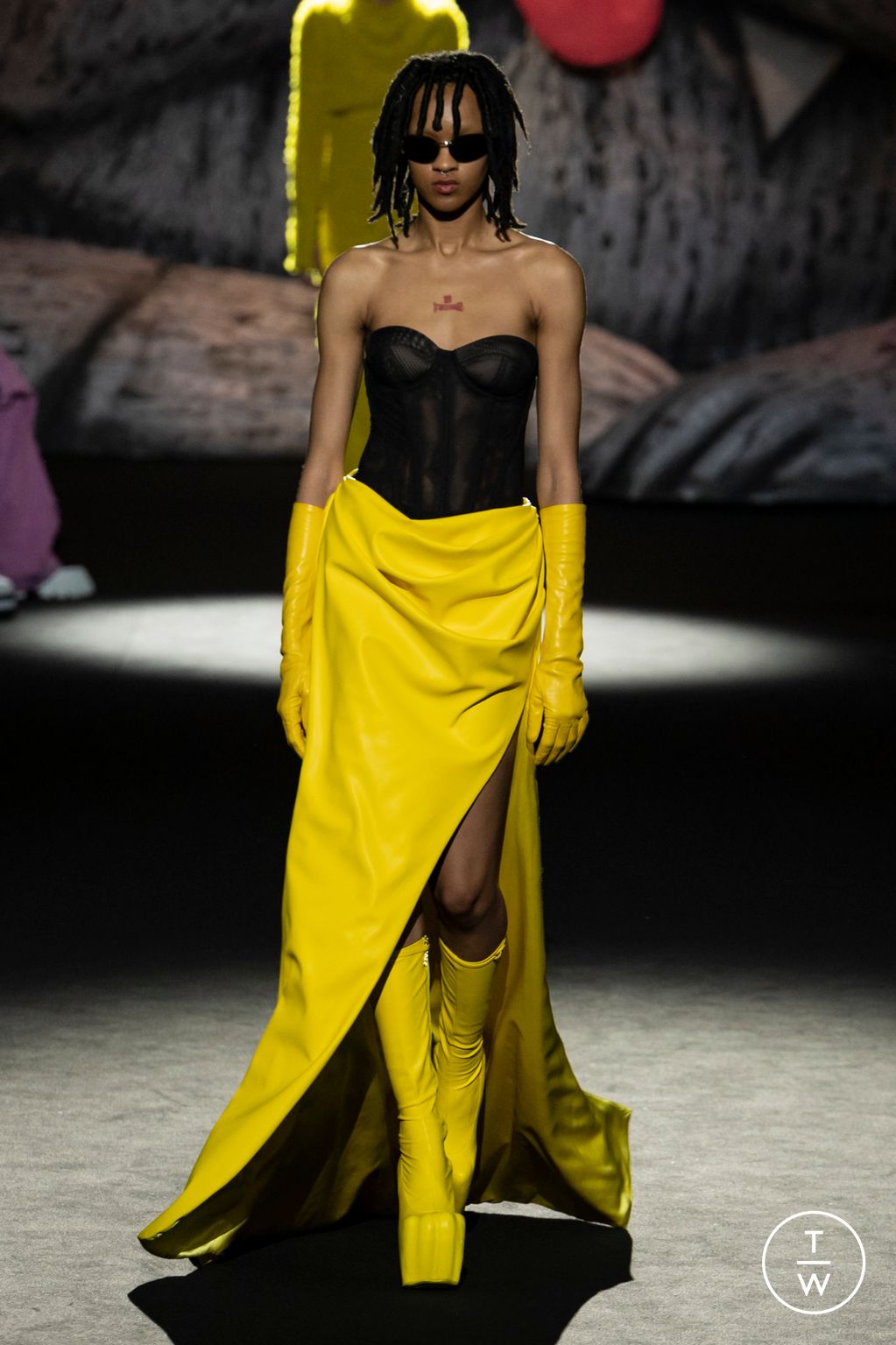 Fashion Week Milan Fall/Winter 2023 look 41 de la collection GCDS womenswear