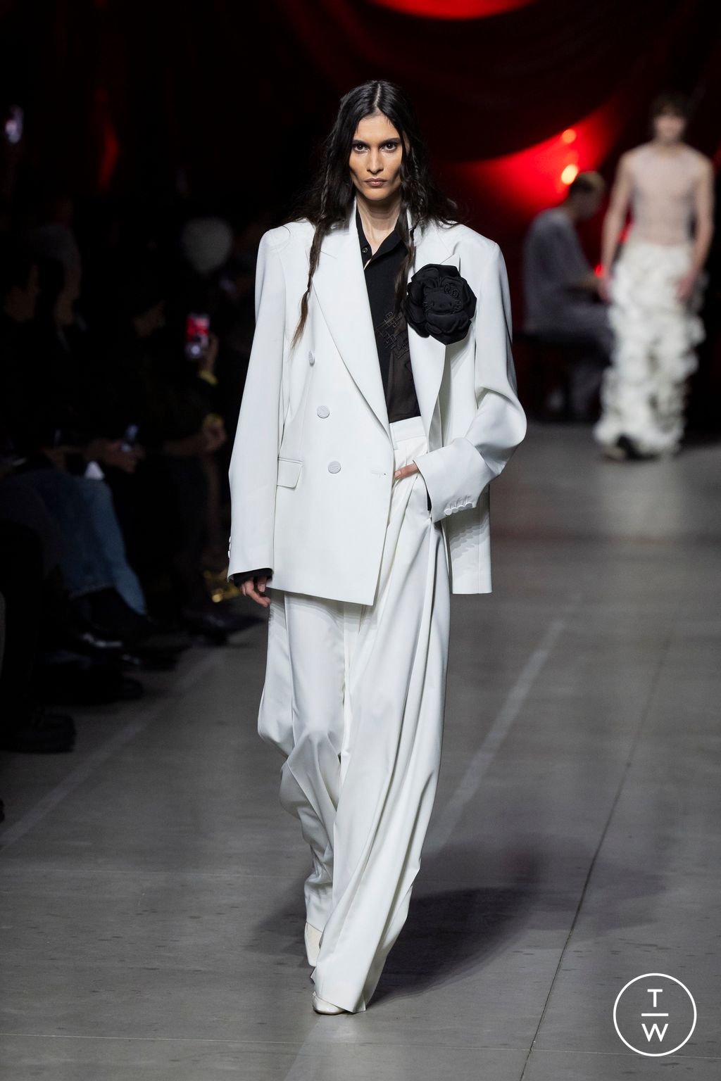 Fashion Week Milan Fall/Winter 2024 look 5 de la collection GCDS womenswear