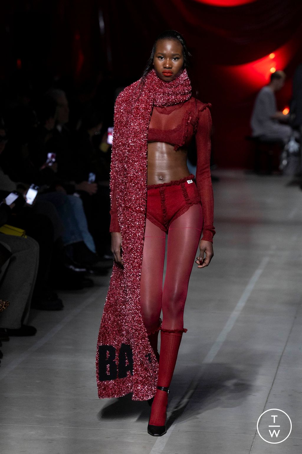 Fashion Week Milan Fall/Winter 2024 look 19 from the GCDS collection 女装