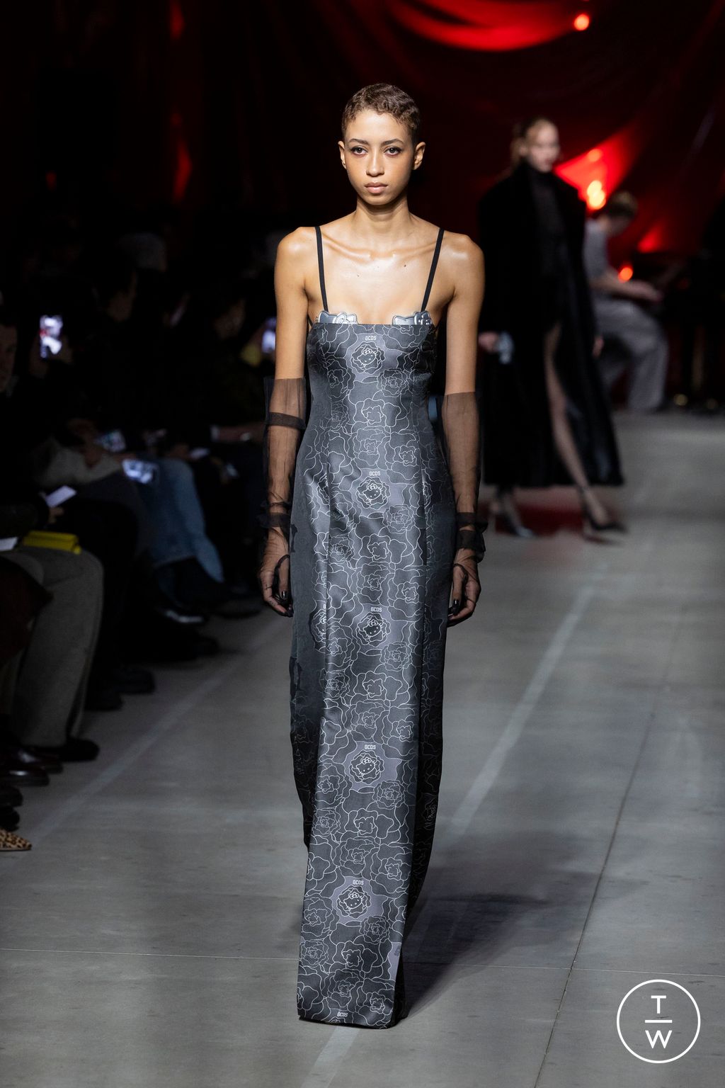 Fashion Week Milan Fall/Winter 2024 look 34 de la collection GCDS womenswear