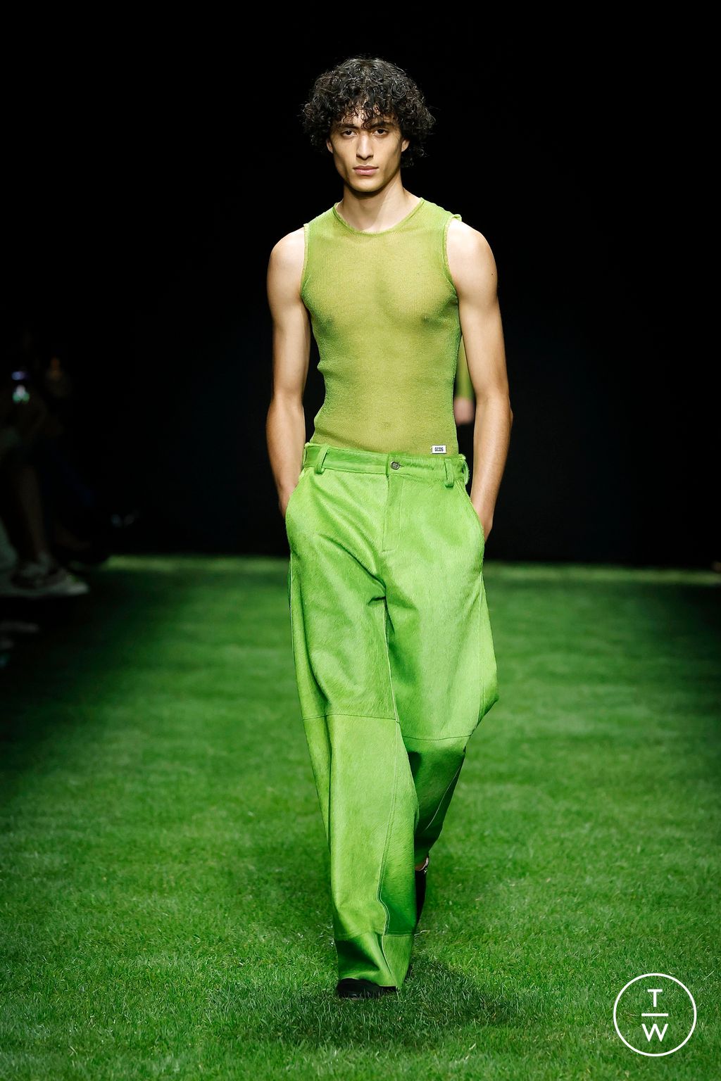 Fashion Week Milan Spring/Summer 2025 look 2 from the GCDS collection womenswear