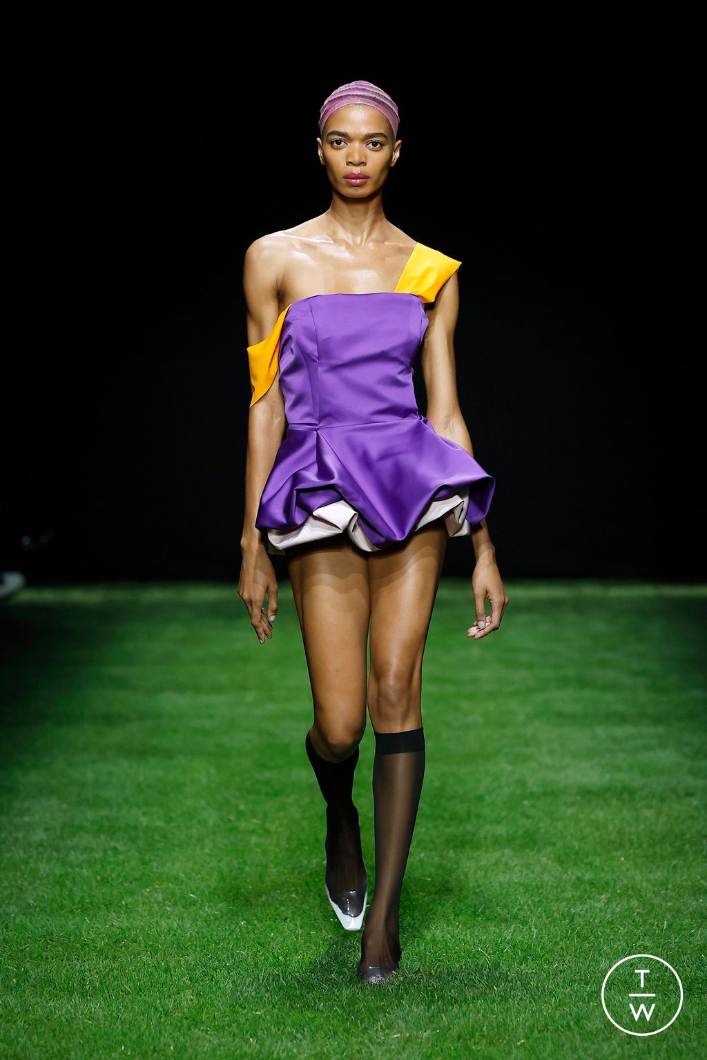 Fashion Week Milan Spring/Summer 2025 look 28 from the GCDS collection womenswear