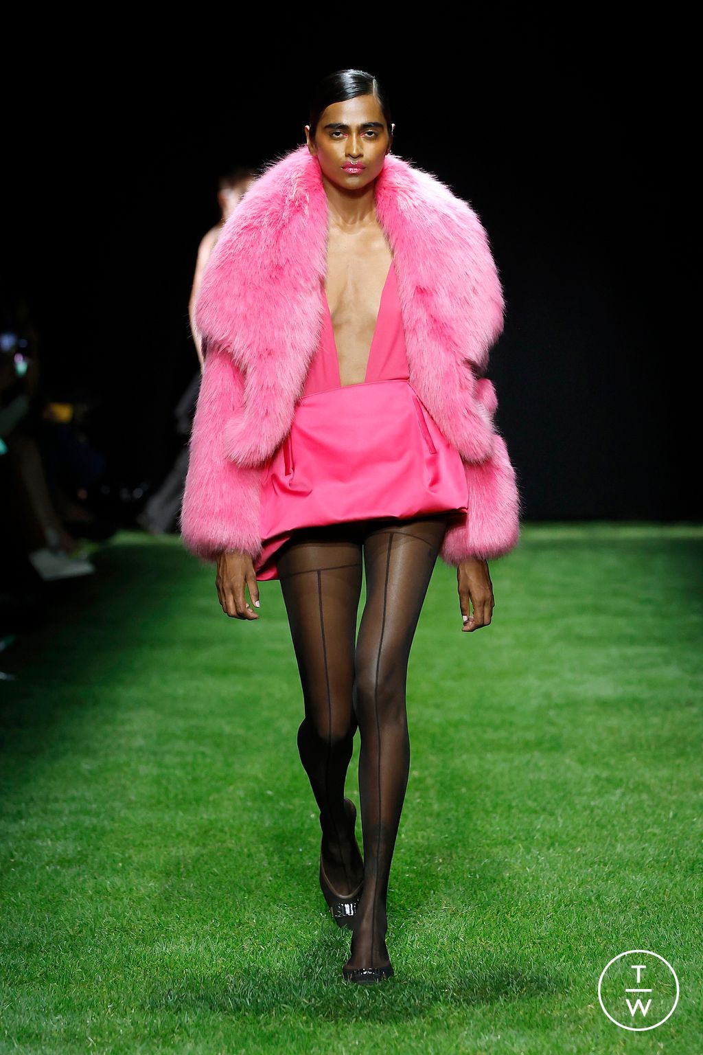 Fashion Week Milan Spring/Summer 2025 look 33 from the GCDS collection 女装
