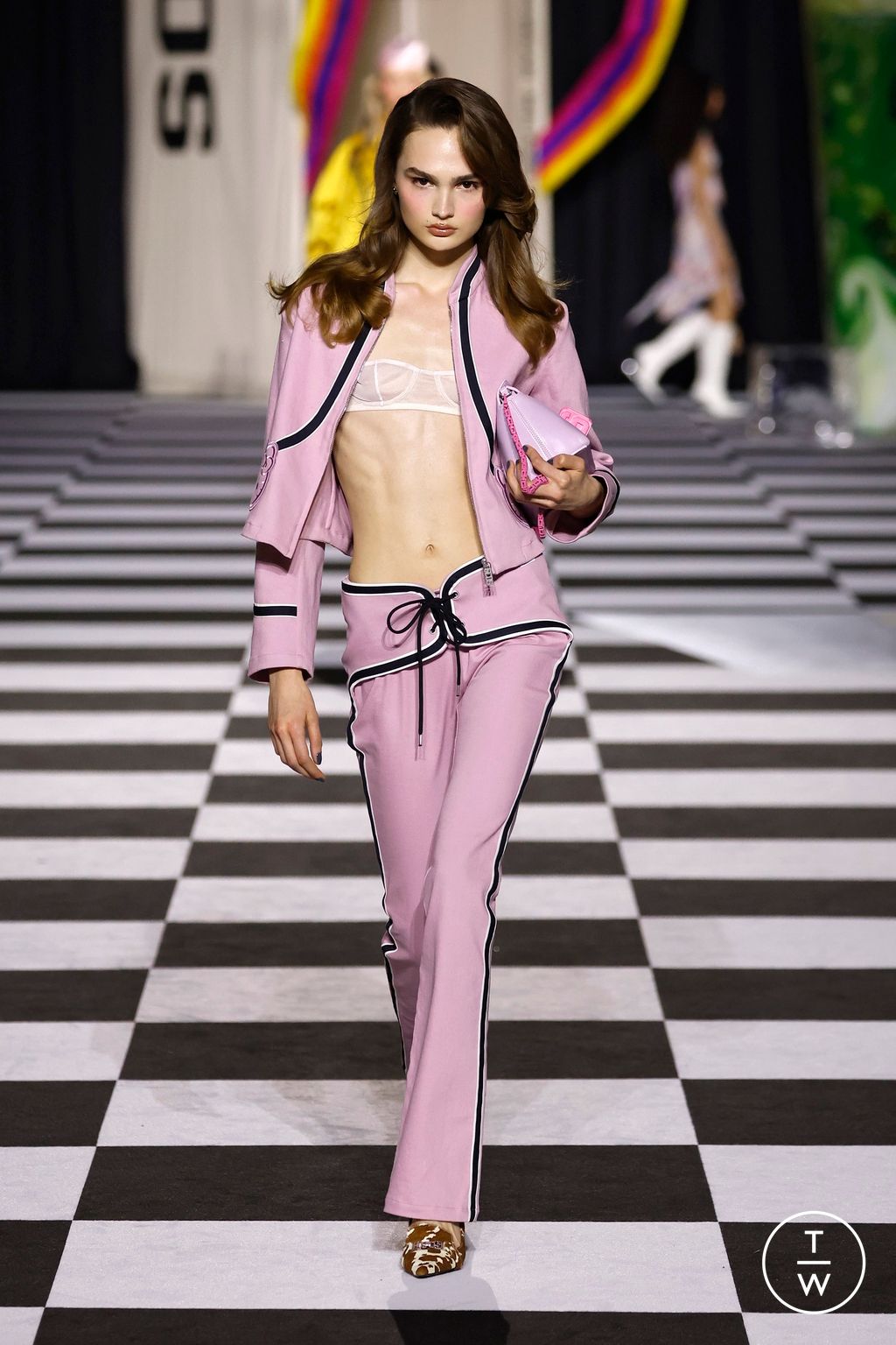 Fashion Week Milan Fall/Winter 2026 look 14 from the GCDS collection 女装
