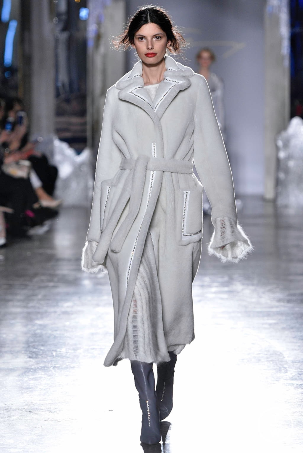 Fashion Week Milan Fall/Winter 2019 look 13 from the Genny collection womenswear