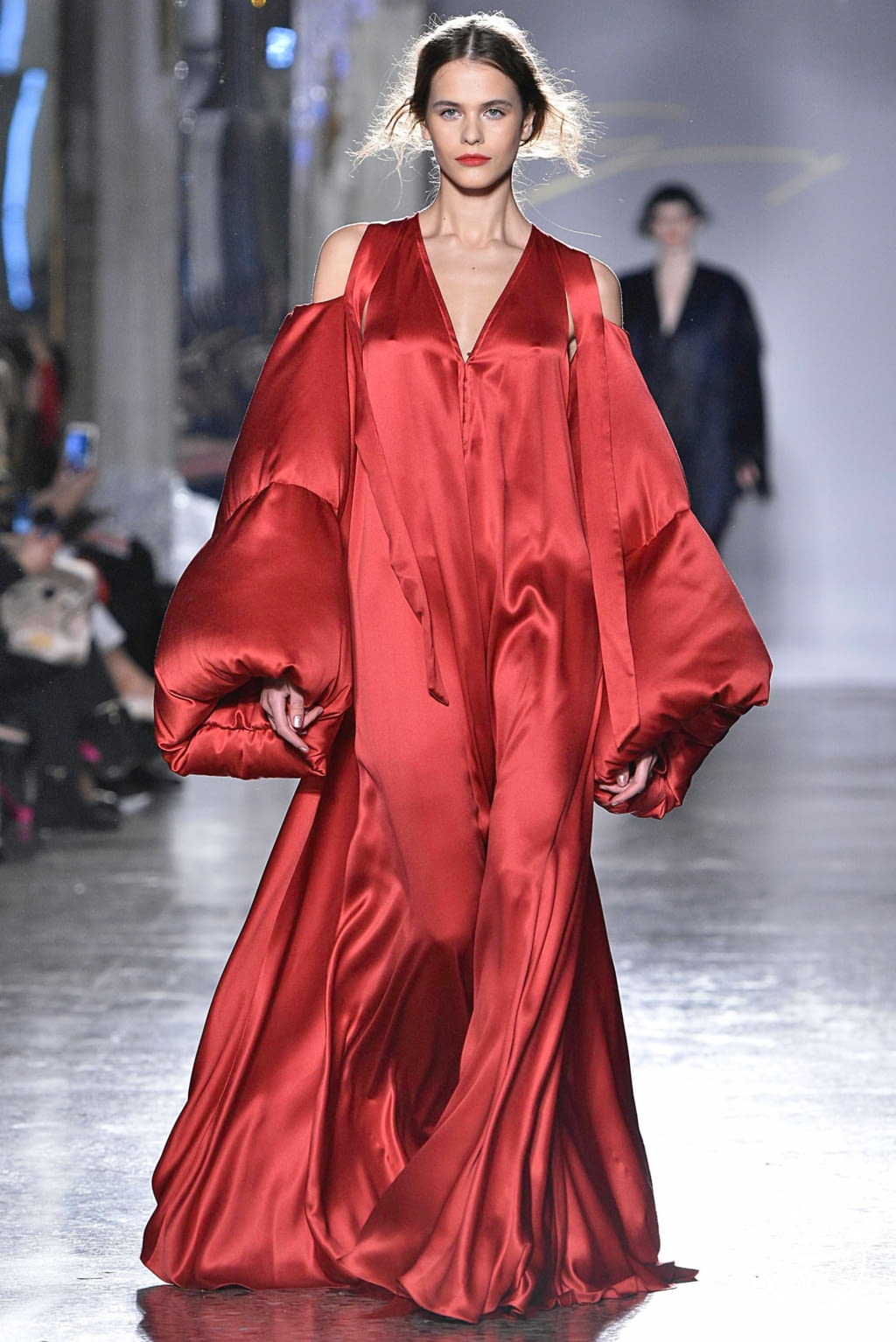 Fashion Week Milan Fall/Winter 2019 look 26 de la collection Genny womenswear