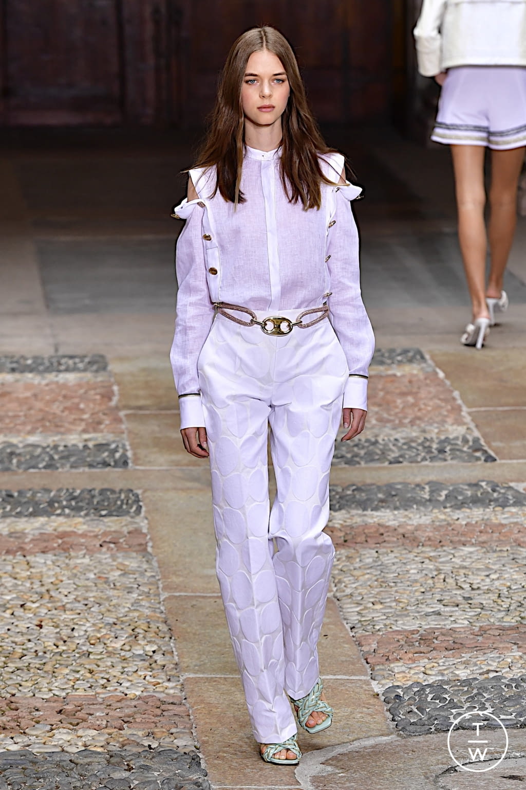 Fashion Week Milan Spring/Summer 2022 look 10 from the Genny collection womenswear