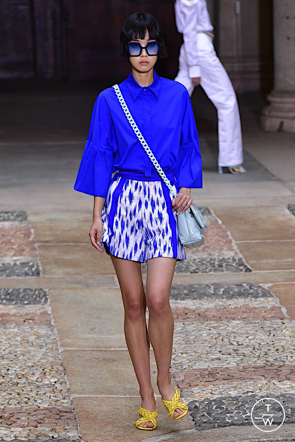 Fashion Week Milan Spring/Summer 2022 look 13 from the Genny collection womenswear