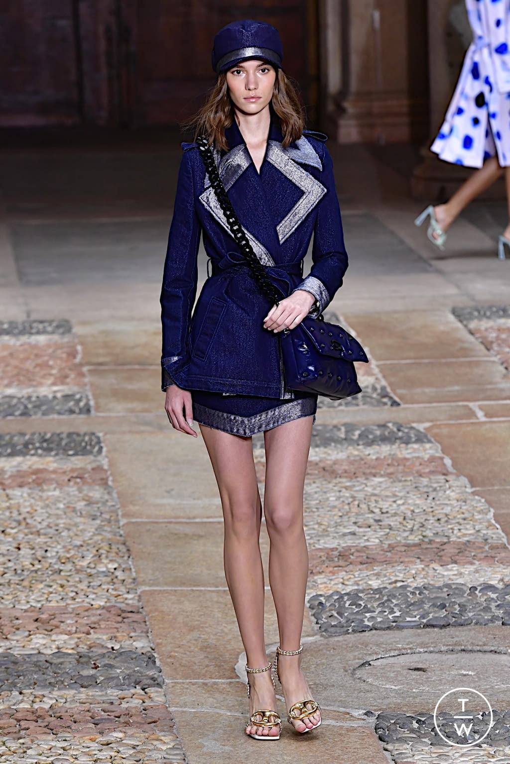 Fashion Week Milan Spring/Summer 2022 look 14 from the Genny collection 女装
