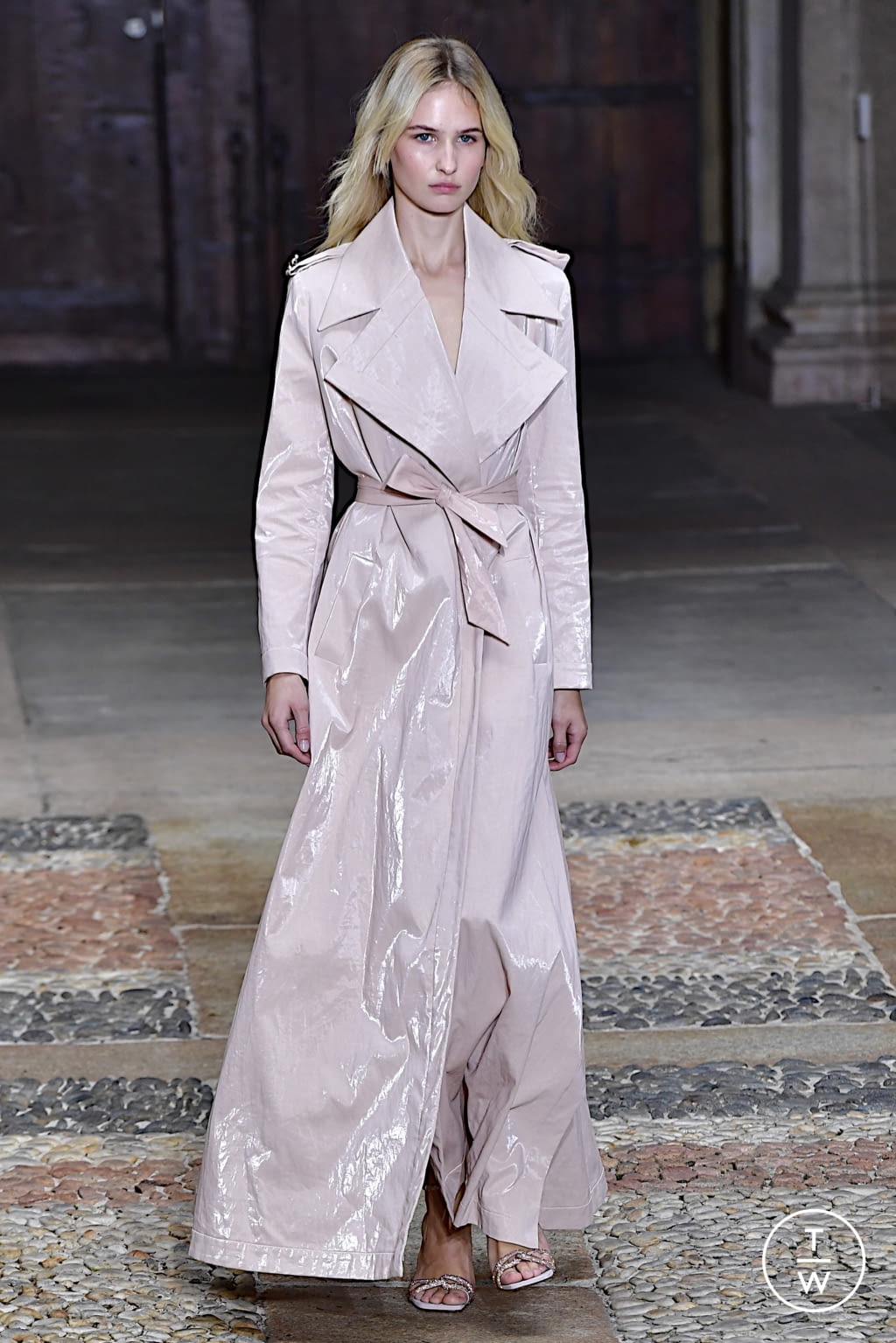 Fashion Week Milan Spring/Summer 2022 look 45 from the Genny collection womenswear