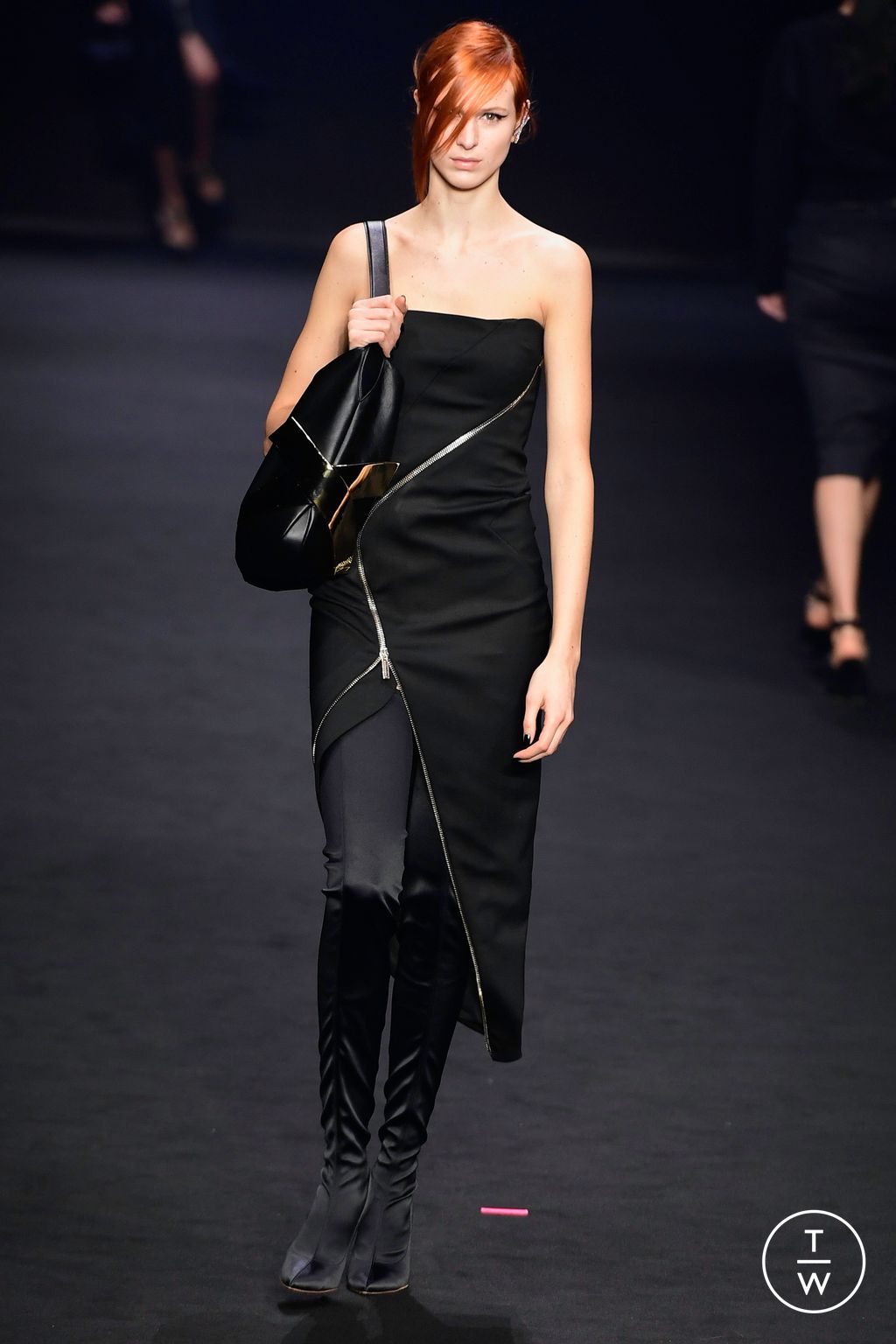 Fashion Week Milan Fall/Winter 2023 look 3 from the Genny collection 女装