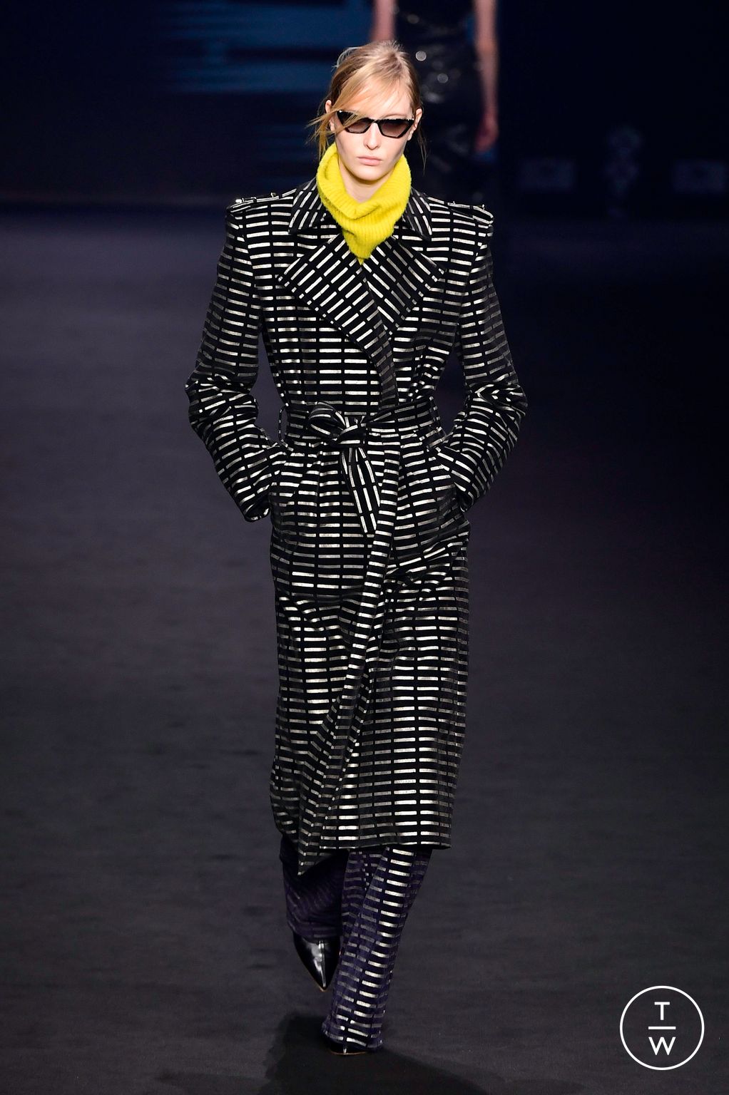 Fashion Week Milan Fall/Winter 2023 look 18 from the Genny collection 女装