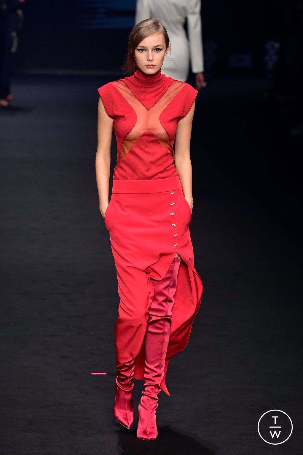Fashion Week Milan Fall/Winter 2023 look 32 de la collection Genny womenswear