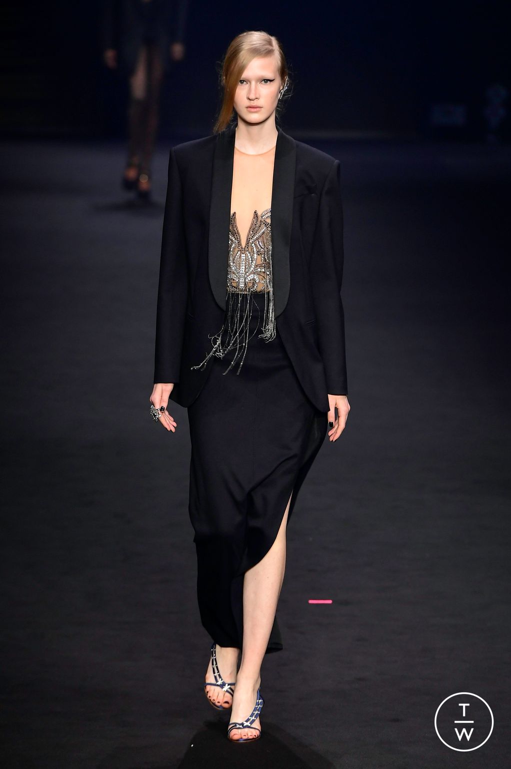 Fashion Week Milan Fall/Winter 2023 look 38 from the Genny collection 女装