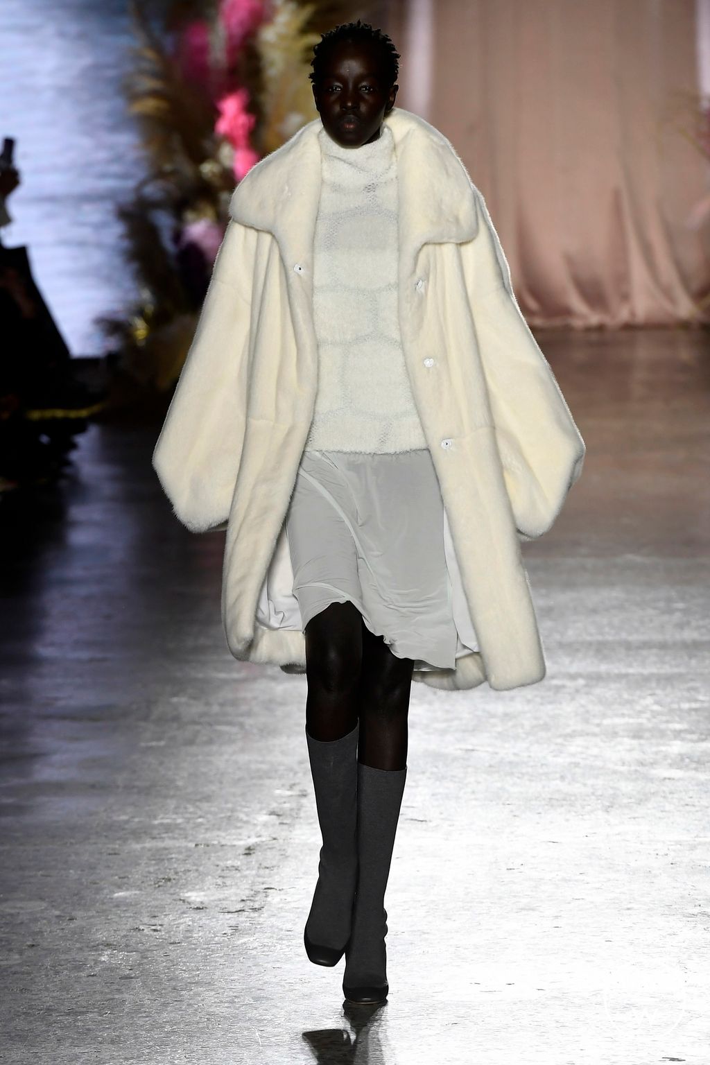 Fashion Week Milan Fall/Winter 2024 look 5 from the Genny collection womenswear