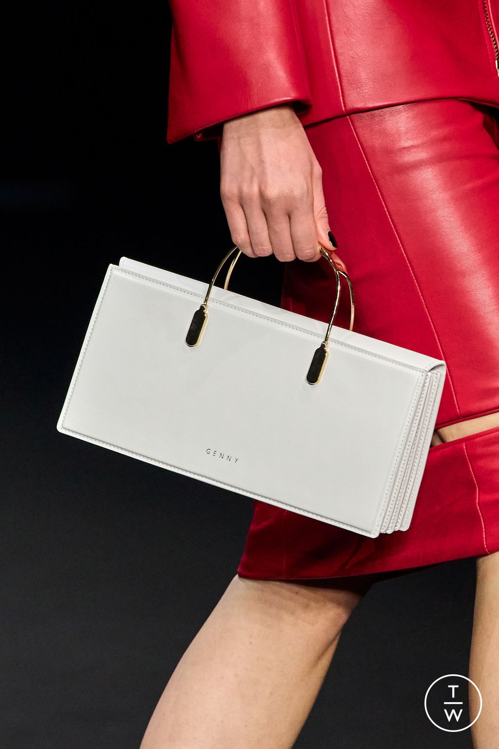 Fashion Week Milan Fall/Winter 2023 look 12 from the Genny collection 女装配饰