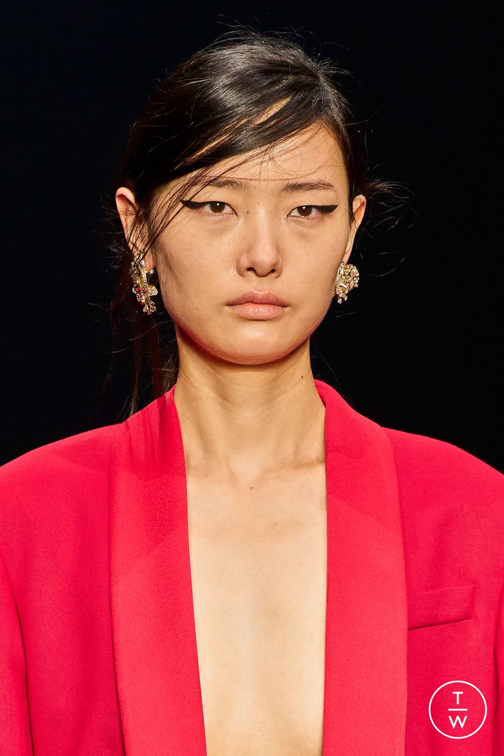 Fashion Week Milan Fall/Winter 2023 look 34 from the Genny collection 女装配饰