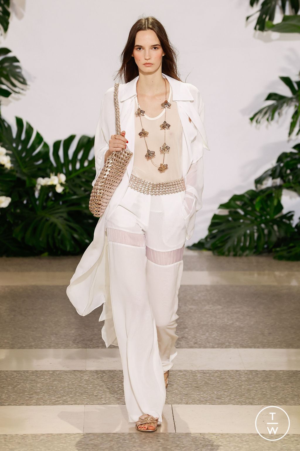 Fashion Week Milan Spring/Summer 2024 look 10 from the Genny collection womenswear