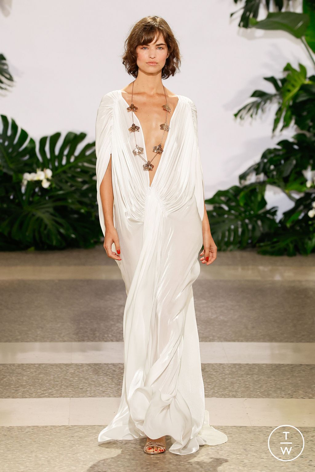 Fashion Week Milan Spring/Summer 2024 look 12 from the Genny collection 女装