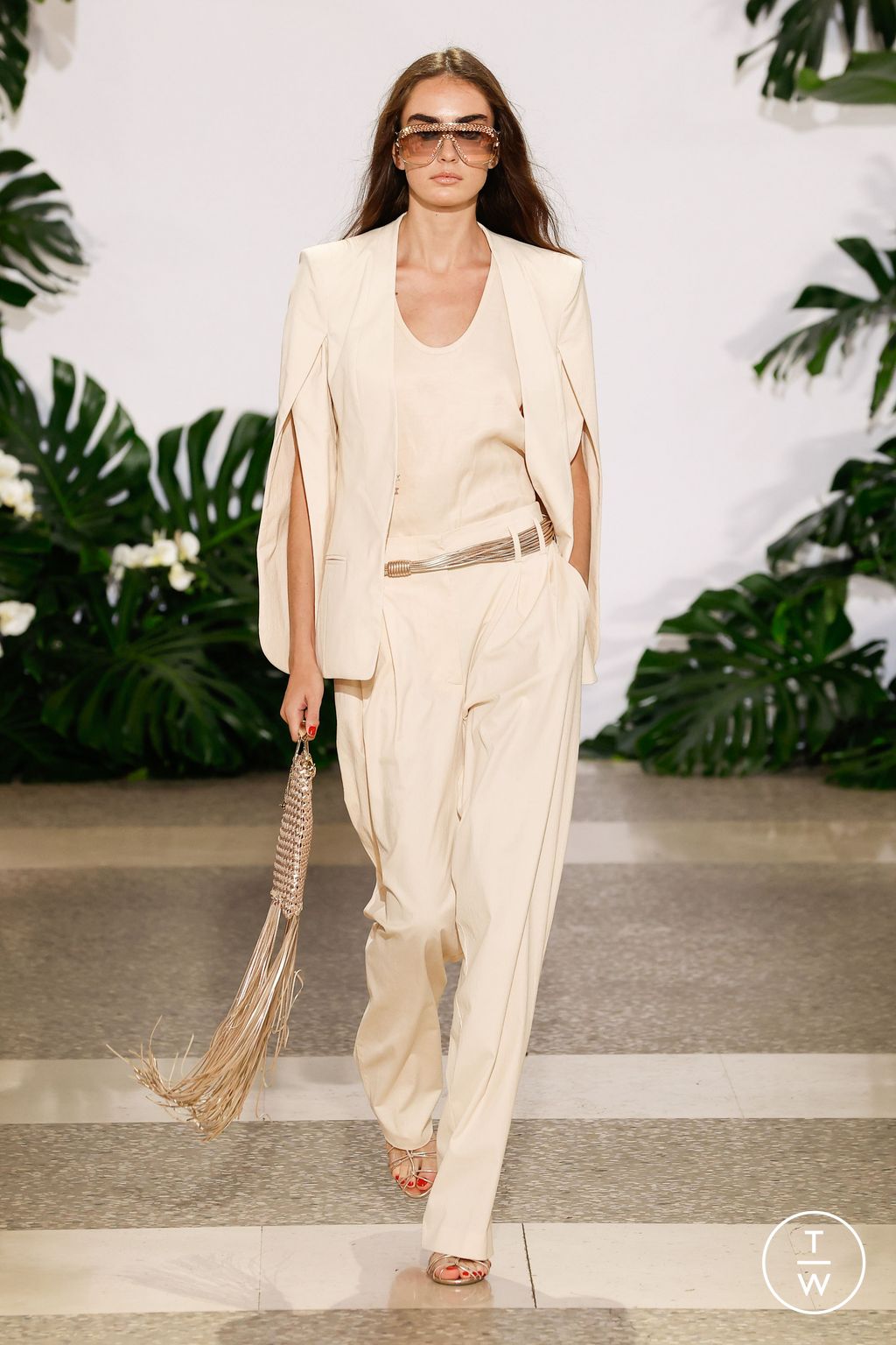 Fashion Week Milan Spring/Summer 2024 look 24 from the Genny collection womenswear