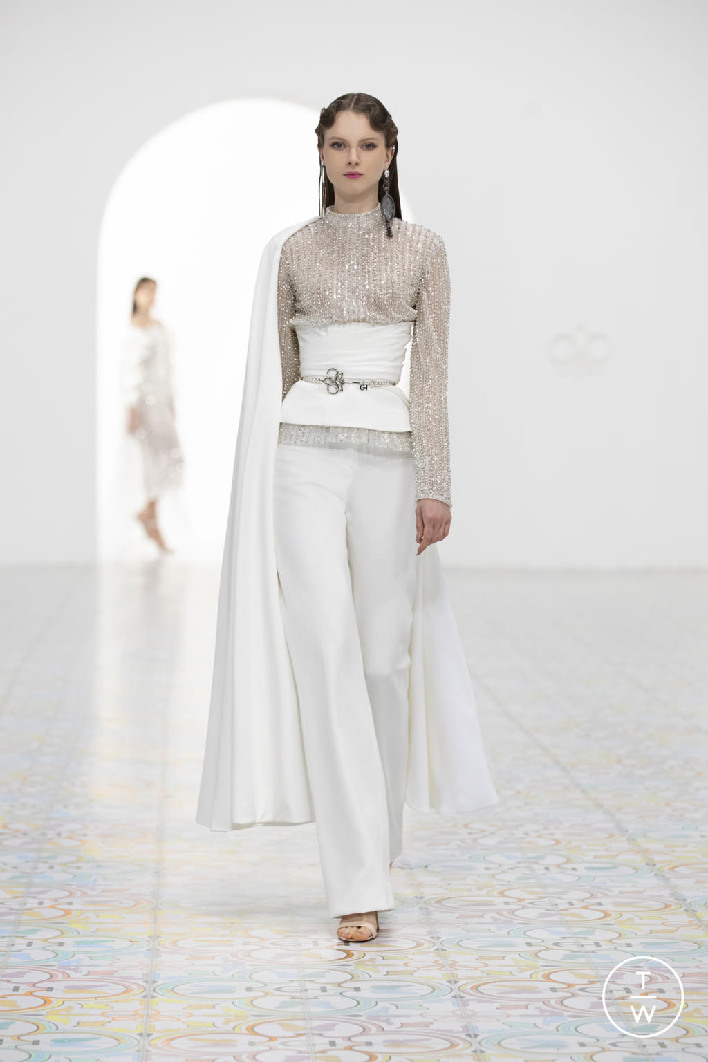 Fashion Week Paris Spring/Summer 2022 look 4 from the Georges Hobeika collection 高级定制