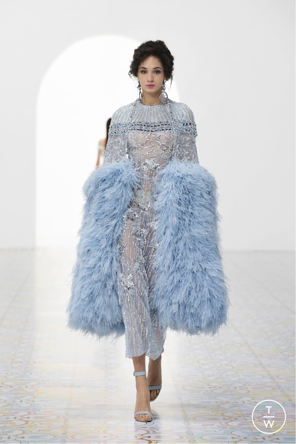 Fashion Week Paris Spring/Summer 2022 look 14 from the Georges Hobeika collection couture