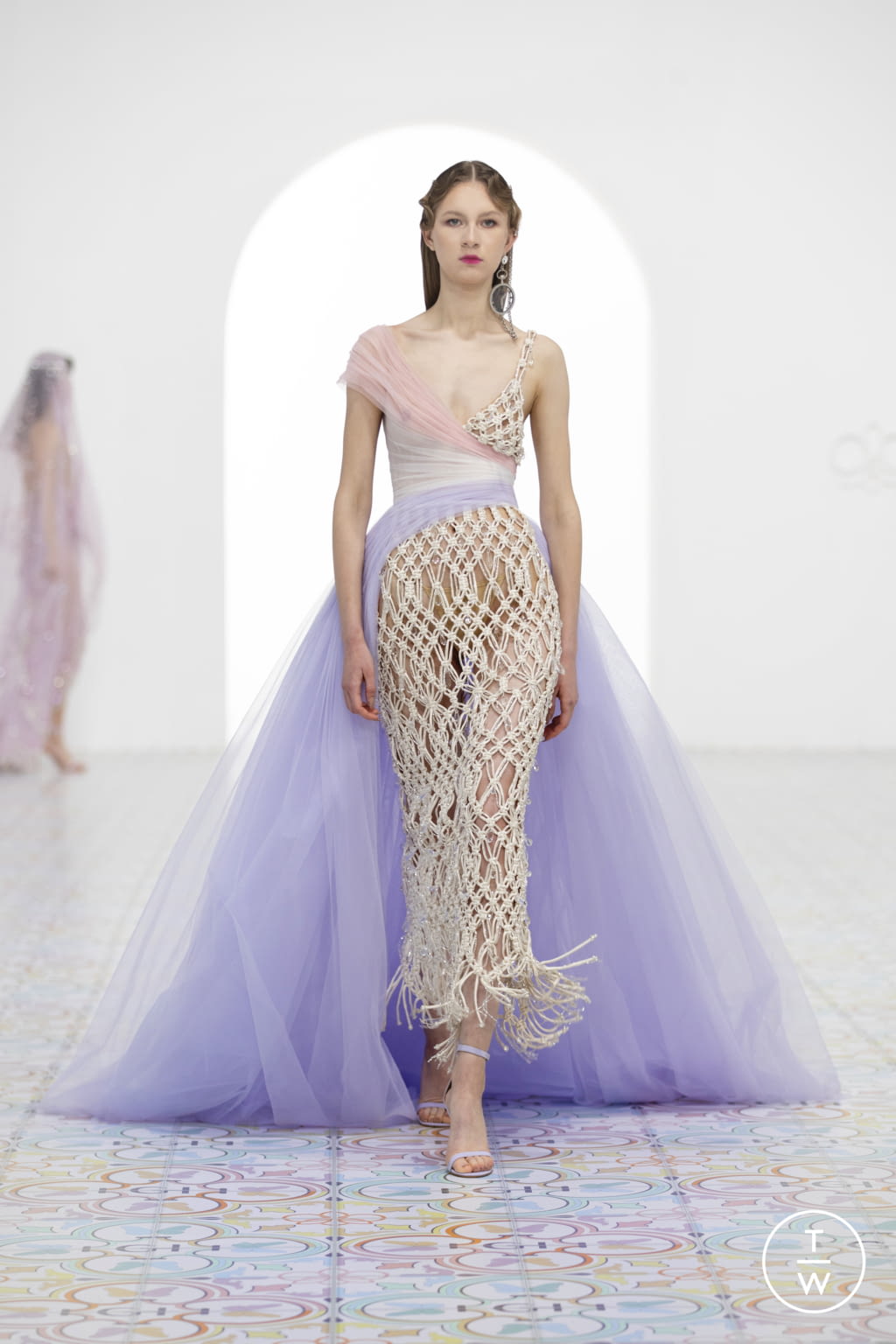 Fashion Week Paris Spring/Summer 2022 look 23 from the Georges Hobeika collection couture