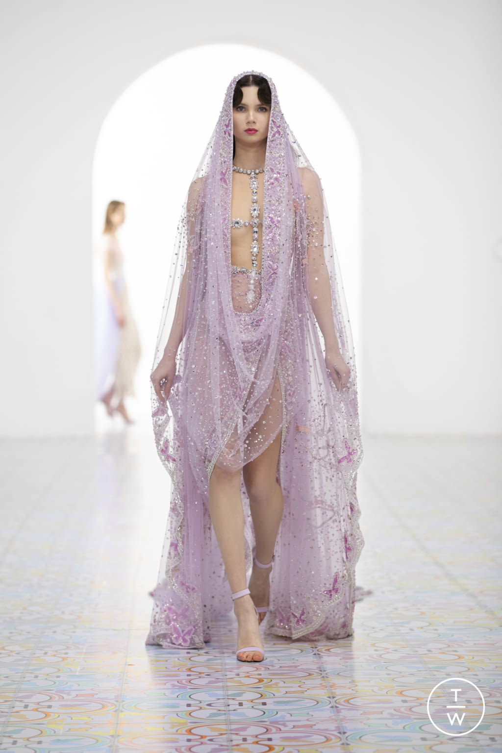 Fashion Week Paris Spring/Summer 2022 look 25 de la collection Georges Hobeika couture
