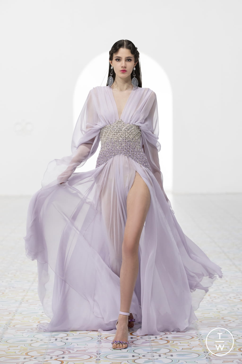 Fashion Week Paris Spring/Summer 2022 look 33 from the Georges Hobeika collection 高级定制