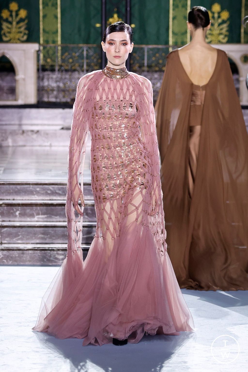 Fashion Week Paris Fall/Winter 2024 look 59 de la collection Georges Chakra couture