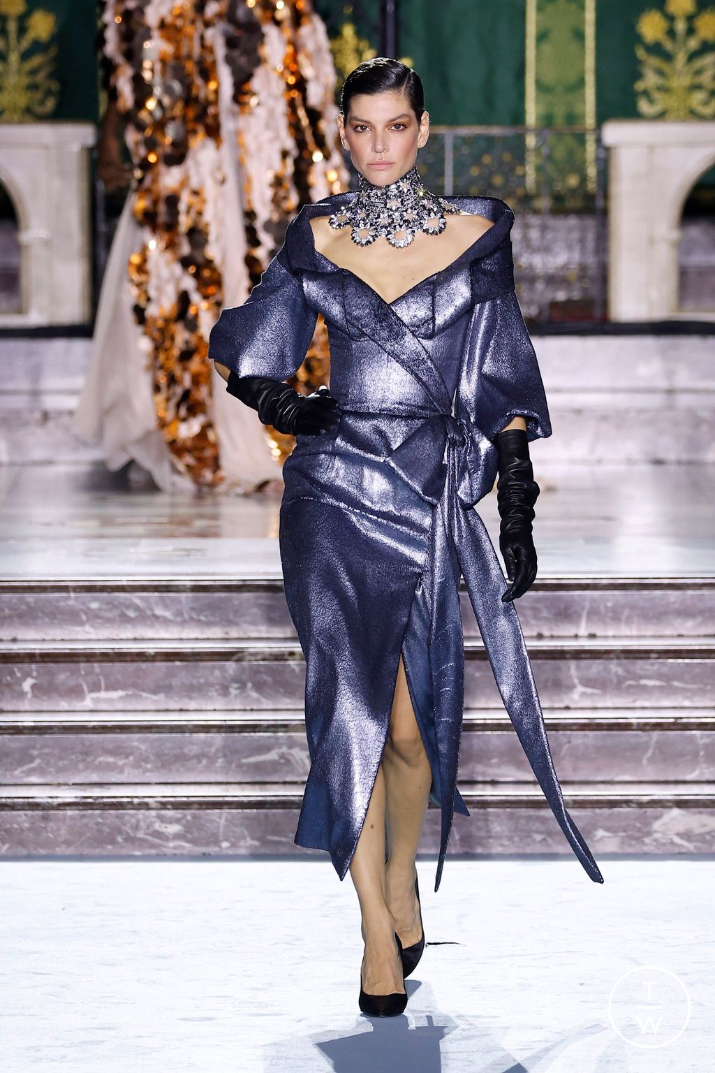 Fashion Week Paris Fall/Winter 2024 look 76 from the Georges Chakra collection couture